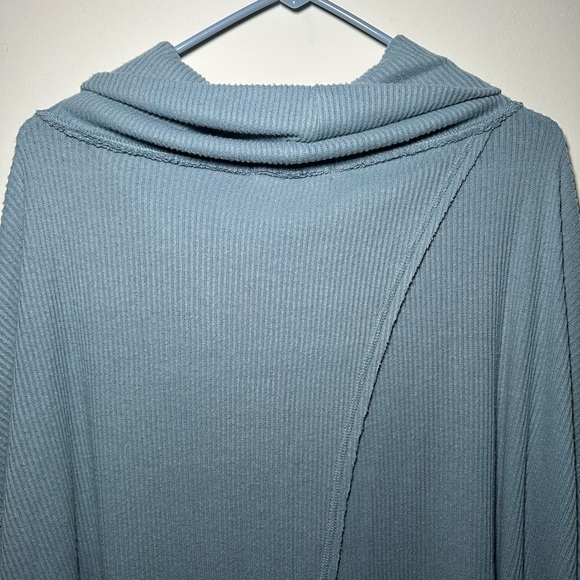We The Free People Cozy Pointelle Knit Cowl Neck Slouchy Cross Back Sweater XS - Picture 6 of 15